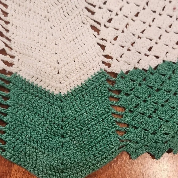 Lace half apron green and white Christmas - Picture 3 of 4